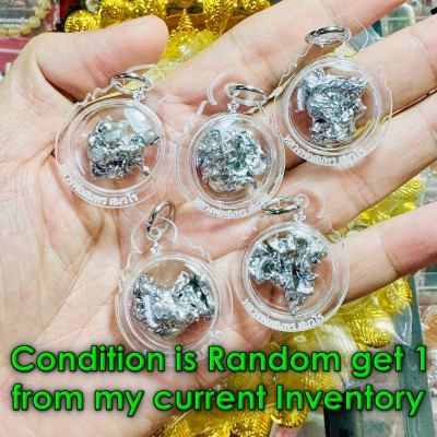 Leklai Wacharatad White Silver Guardian Immortal Bunch Somporn Thai Amulet 17727